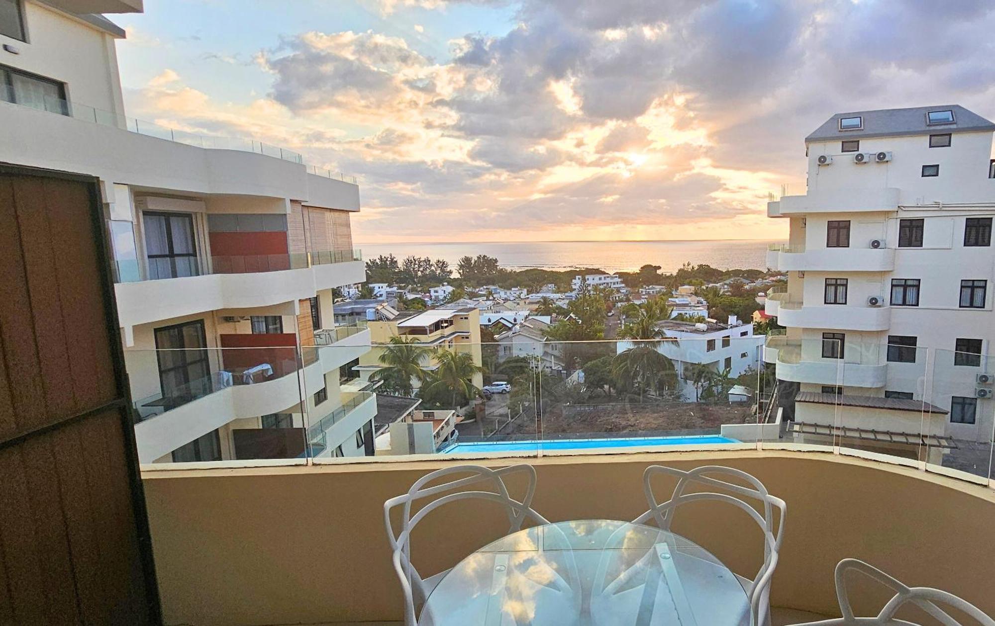 Flic-en-Flacq Zen Retreat With Stunning Sea Views And Sunsets 아파트 외부 사진